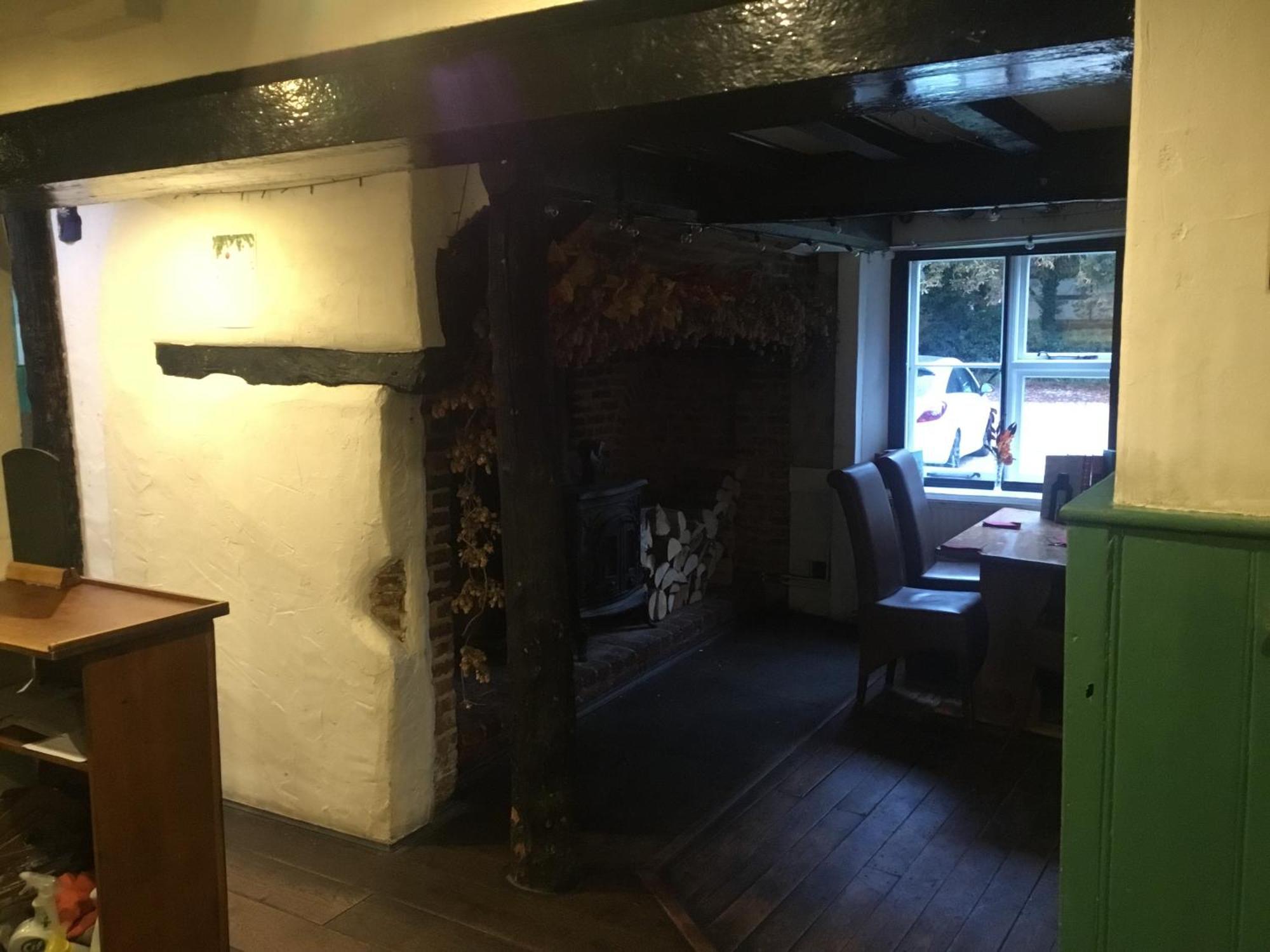 The Flying Horse Inn Boughton Aulph Esterno foto